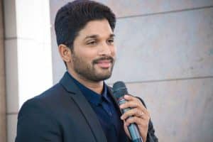 అర్జున్ రెడ్డి ద‌ర్శ‌కుడికి అల్లు అర్జున్ ఫోన్ కాల్‌