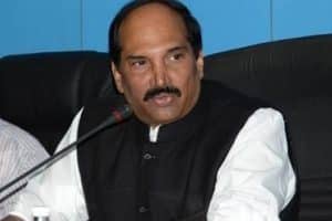 ఉత్త‌మ్ ను డైల‌మాలో ప‌డేసింది వారే!
