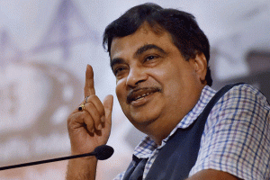 గడ్కరీ రుద్దుతున్న ఇథనాల్‌ కల్లోలం !