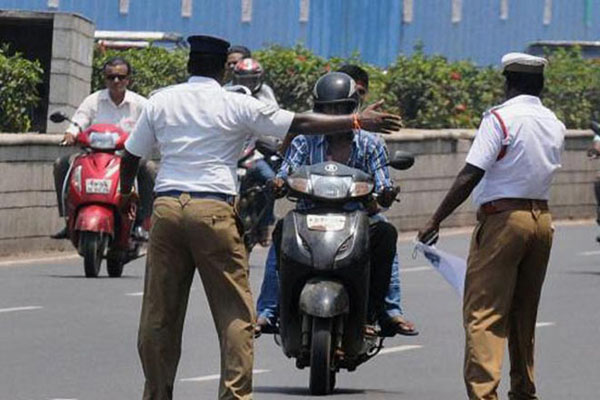 చలాన్ల ఆటో డెబిట్ –  ఎవరికి షాక్ ?