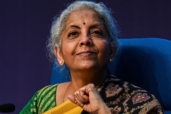ఈ సారి జాతీయ బీజేపీకి “అధ్యక్షురాలు” ?