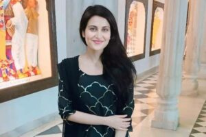 జెత్వానీపై నిందలు –  తప్పును అలా సమర్థించుకుంటారా ?