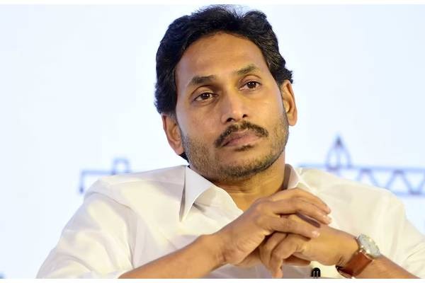 సింగయ్య మృతి కేసు:  జగన్ ఇంత భయపడుతున్నారేంటి?