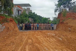 హైడ్రా వర్సెస్ ప్రణీత్ గేటెడ్ కమ్యూనిటీ