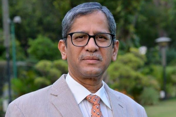 మాజీ CJI ఆవేదన – మరి ఎవరికి ఉన్మాదుల నుంచి రక్షణ ?