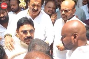 పిఠాపురం వర్మ : పదే పదే ఫ్లెక్సీ పాలిటిక్స్ !