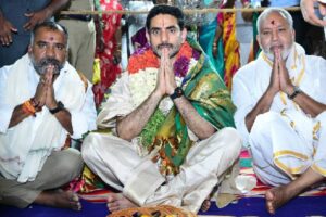 తమిళనాడు ఆలయాల్లో నారా లోకేష్ పూజలు