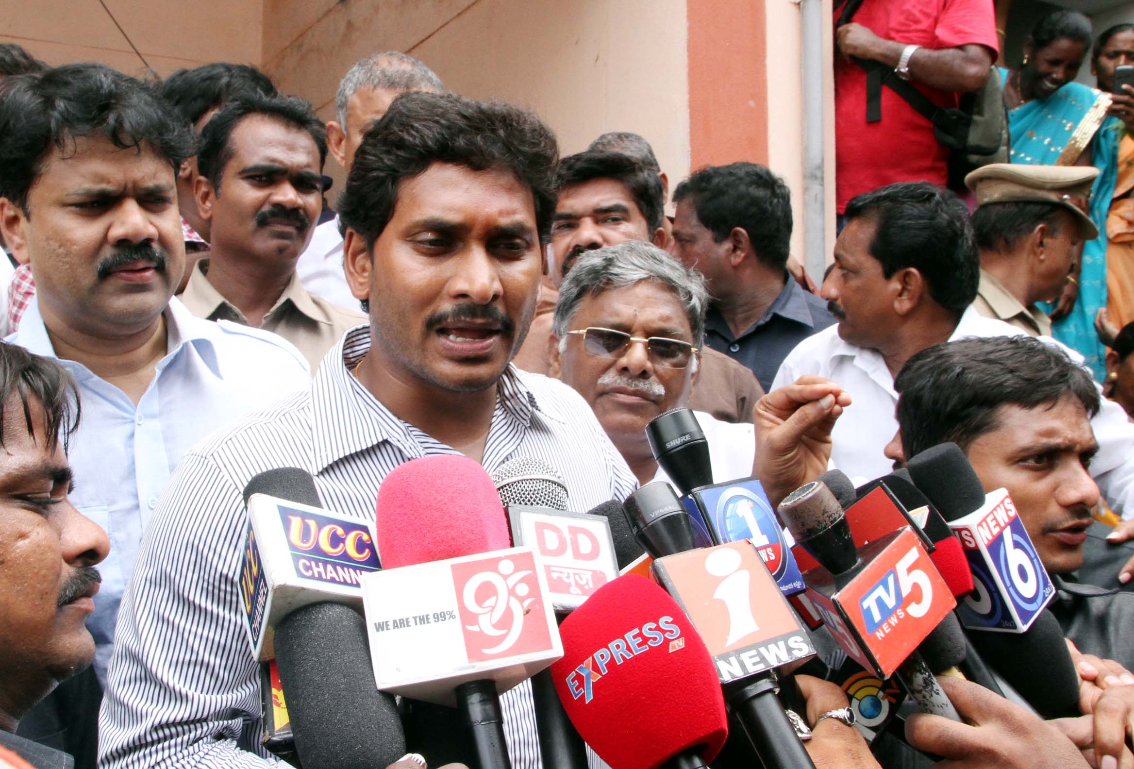 Jagan’s open letter to speaker and CM
