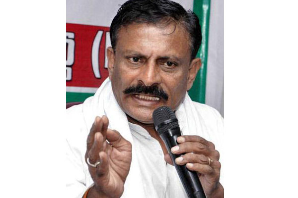 Backed by Court, Byreddy conducts Padayatra