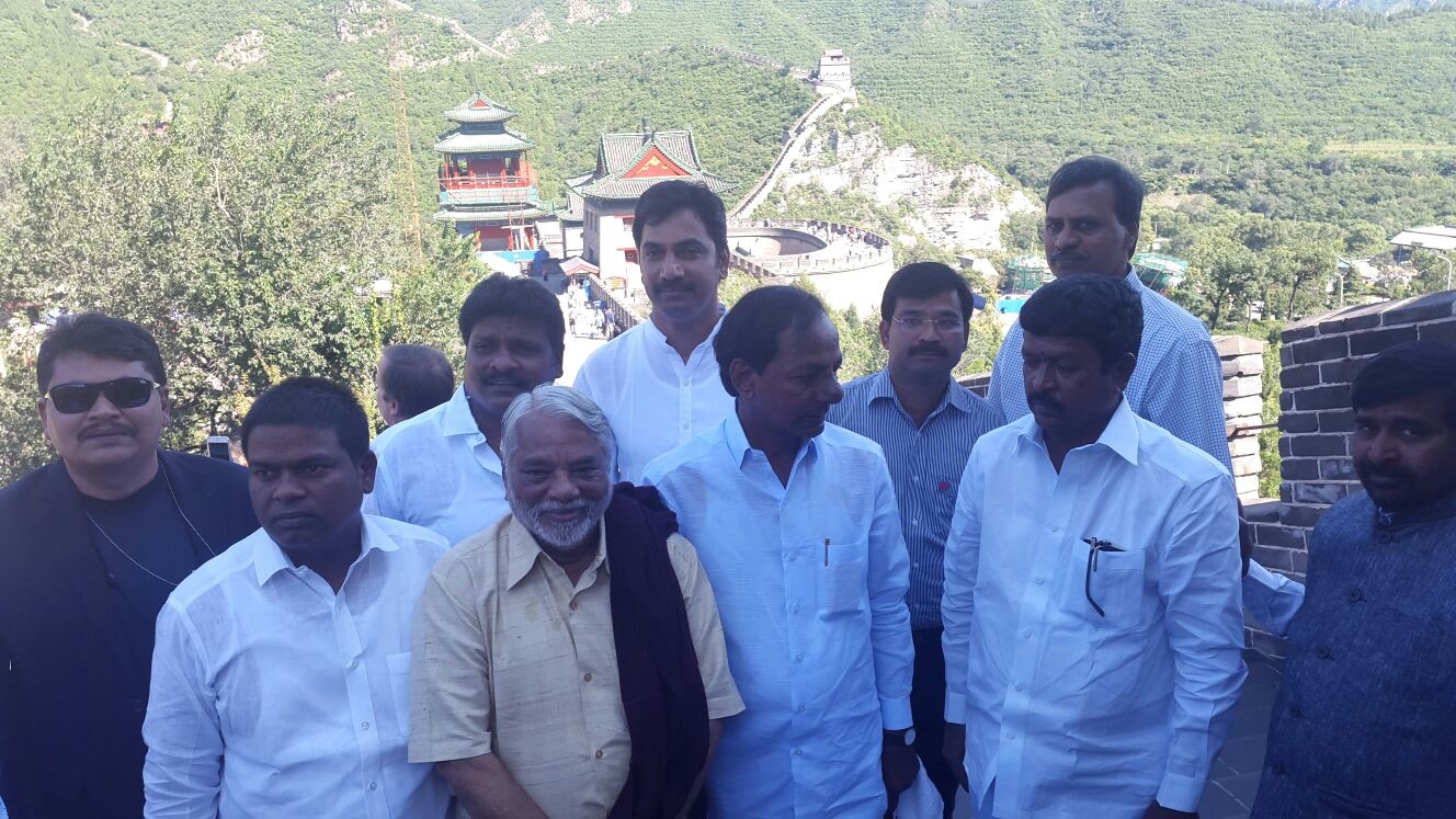 KCR takes a stroll  on Great Wall of China