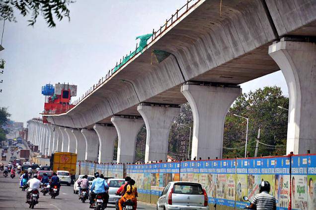 V’wada and Vizag metros to be ready by 2018