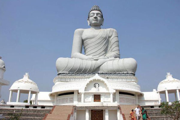 Donations pour in for Amaravati construction