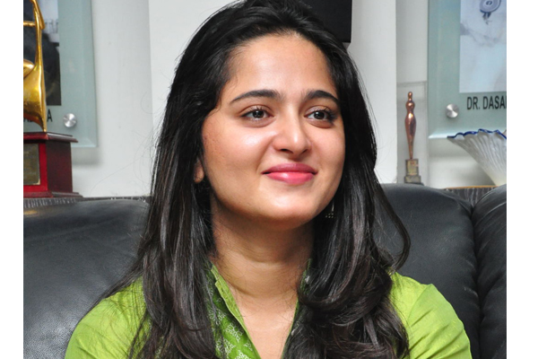 Anushka's 'Bhagmati' back in news Anushka's 'Bhagmati' back in news