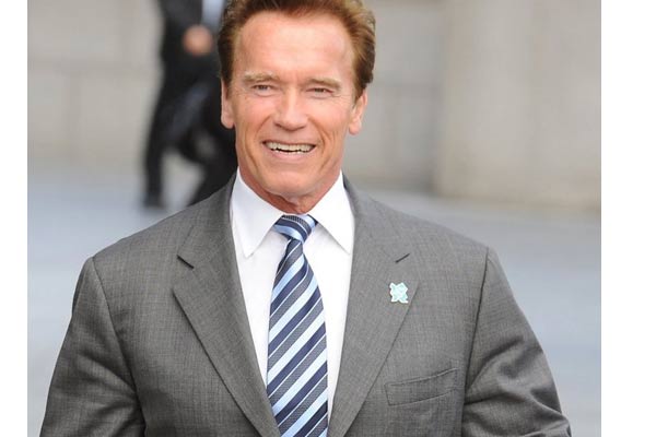 Robo 2 producers offer 100 crore for Arnold
