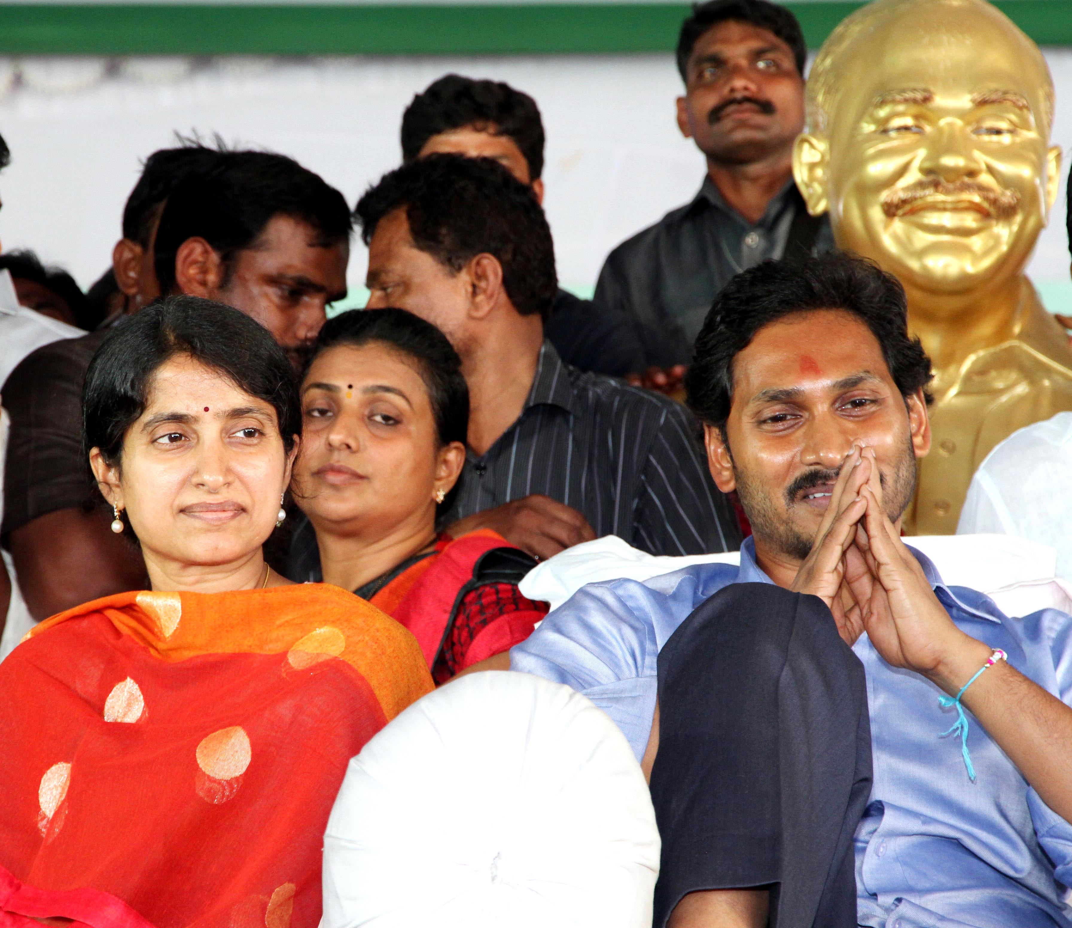 Jagan fast enters Day-5