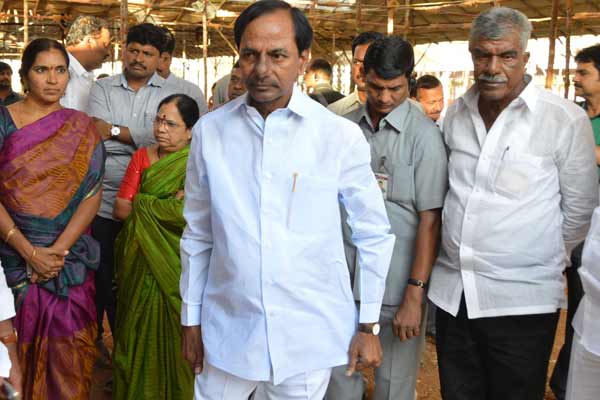 KCR’s Ayutha Maha Chandi Yagam on a never before scale