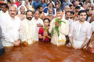 CM Presents Venkanna Sare to Goddess Krishnamma