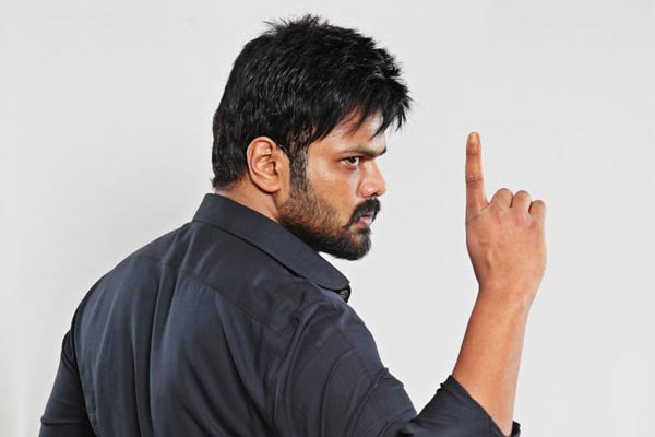 Manchu Manoj Lands into a Controversy