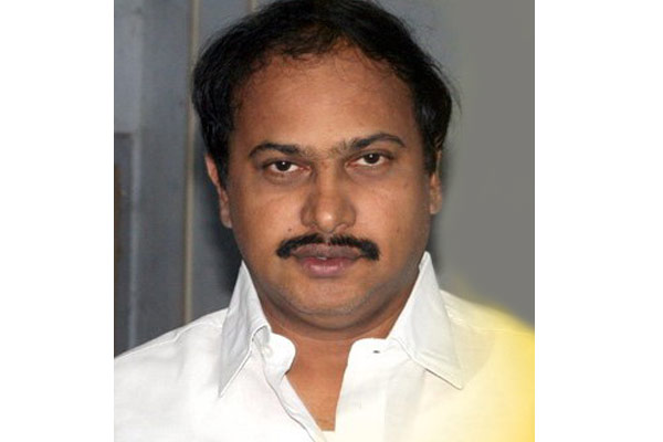 YSRCP's Veda Vyas all set to join TDP?