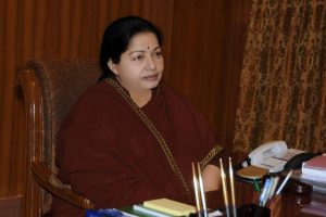 UK doctor examines Jayalalithaa