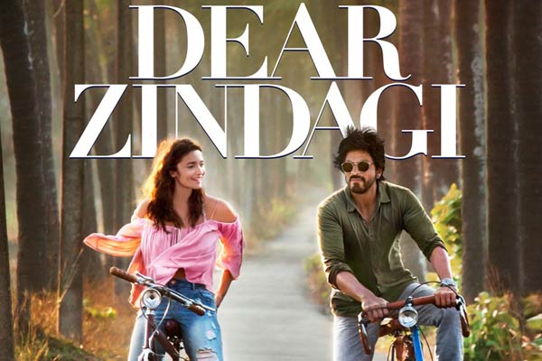 Dear Zindagi Review: A silent masterpiece with lots to say