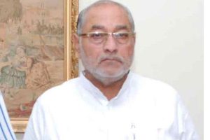 PM’s brother performs puja at temple abutting Charminar