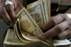 Exchange of old notes stalled at banks