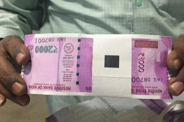Rs 32 lakh in new currency seized in Telangana, Andhra