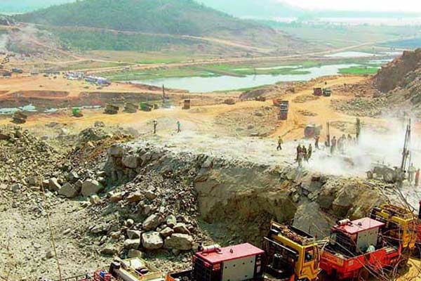 Centre’s pressure tactics to cut Polavaram funds to AP