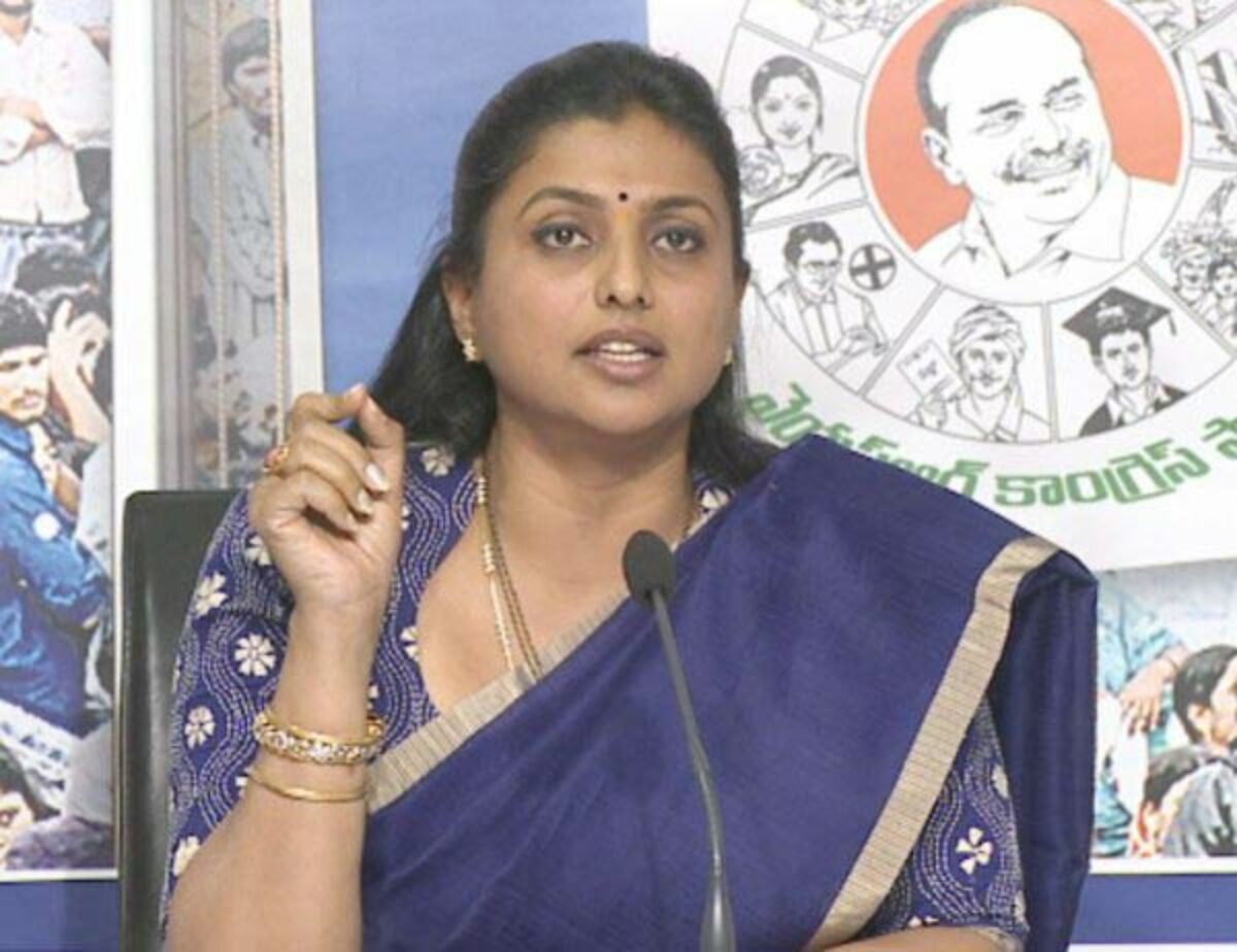 Roja flays Chandrababu no moral right to attend Women Parliamentarians' meet