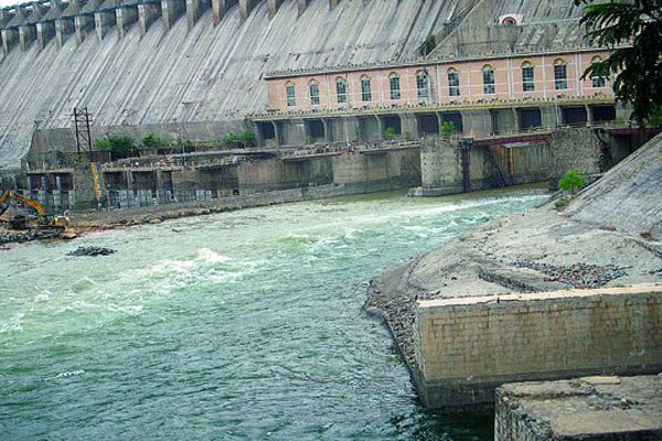Telugu states on the verge of reviving water wars with Karnataka