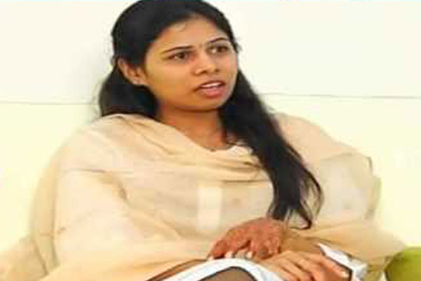 Akhila Priya defers naming of Nandyal by-election candidate