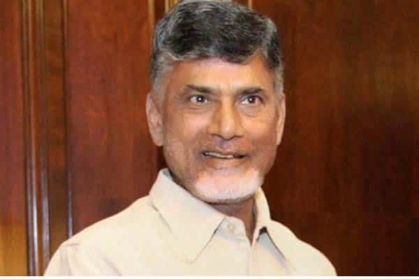 Chandrababu leaves for US tour, busy in Delhi today