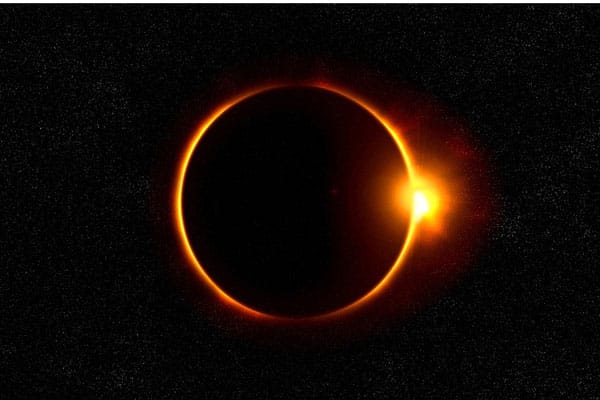 US firms may lose $700mn as workers watch solar eclipse