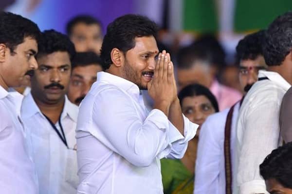 3 lakh missed calls in 72hours – Colossal response to ‘YSR Kutumbam’