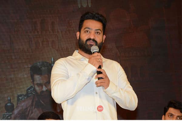 Tarak comes up with a scathing analogy aimed at reviewers