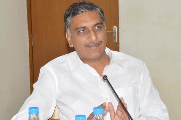 Harish Rao has no other choice but to endure the invisibility cloak by KCR