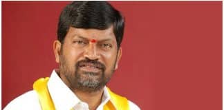 Ramana compares Revanth to back-stabber Nadendla