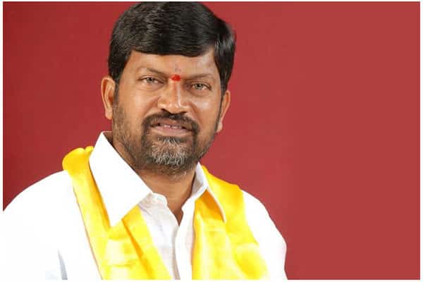 Ramana compares Revanth to back-stabber Nadendla Ramana compares Revanth to back-stabber Nadendla