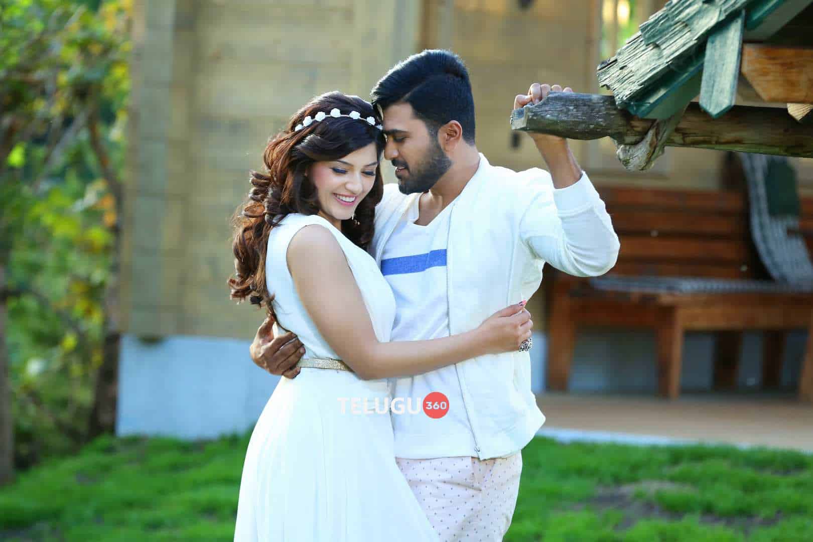 Mahanubhavudu Stills