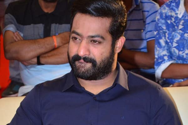 NTR trying hard to jump on to Rajamouli Bandwagon??