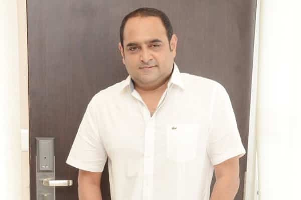 NTR or Bunny, who will team up with Vikram Kumar ?