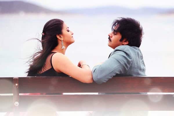 Agnyaathavasi & Attarintiki Daredi : One more striking similarity