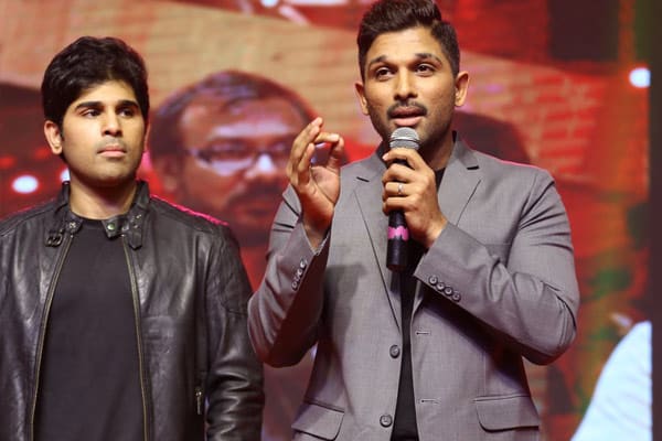Allu Arjun loses cool again, takes class to fans