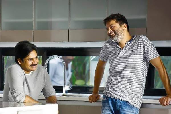 Pawan and Trivikram all set for the big shock