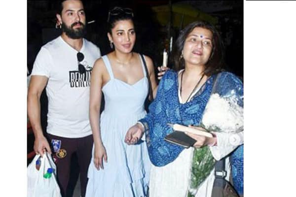Shruti Hassan’s Special Luncheon with Her Mom!