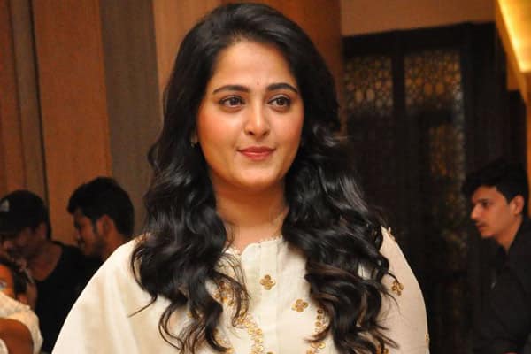 Anushka Shetty at Bhaagamathie Pre Release Anushka Shetty at Bhaagamathie Pre Release