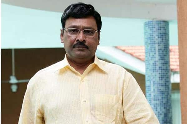 Writer-director-actor K Bhagyaraj into politics- to join sinking ship?