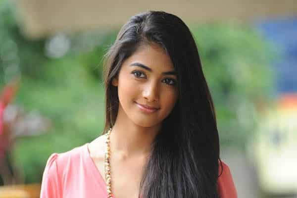 Pooja Hegde finalized for Mahesh Babu's 25th film