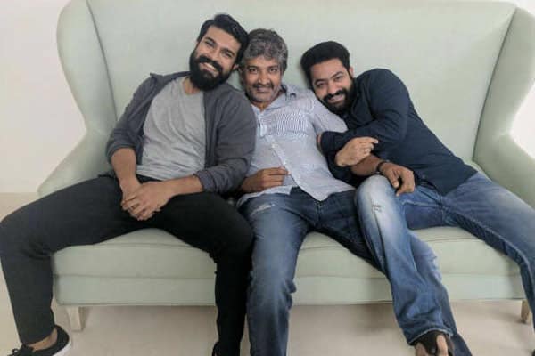 Rajamouli to start NTR – Charan multi-starrer on a special day ?